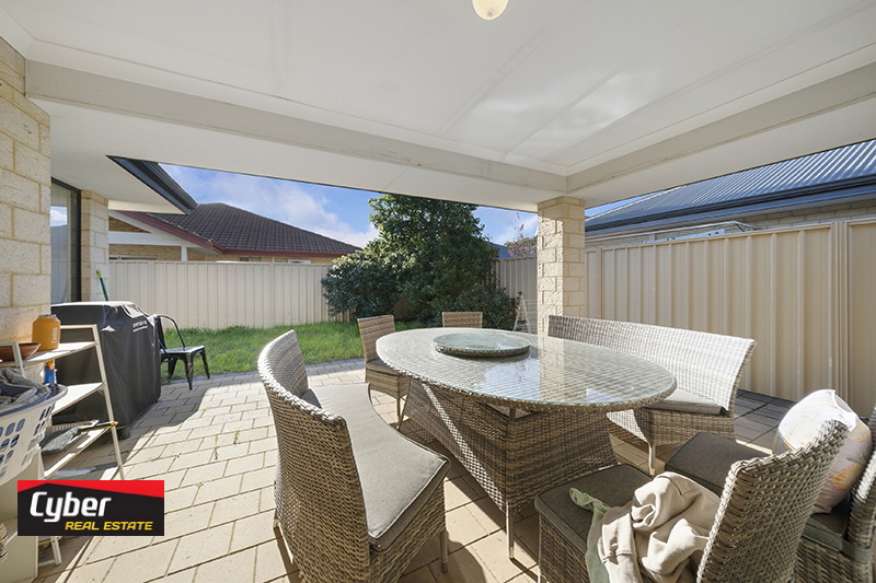 6 Tarn Dr, Canning Vale WA 6155 - Image 1